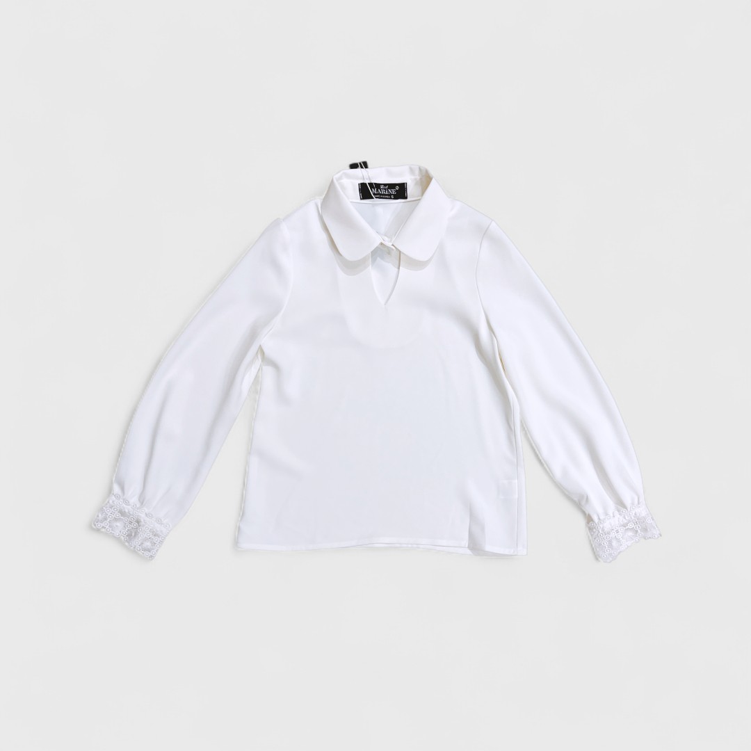 Белая блузка с кружевом