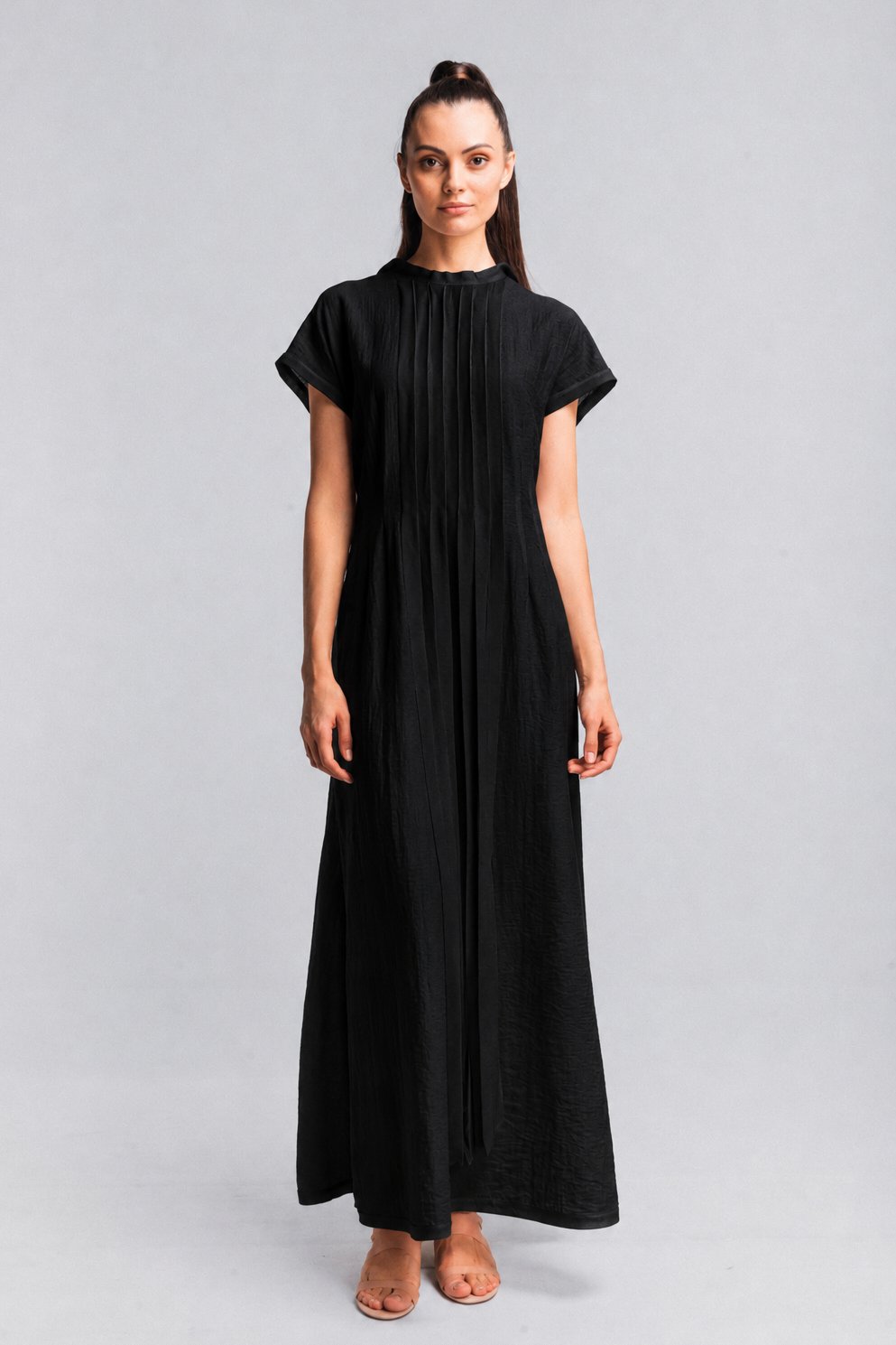 Black Lilia Sleeveless Linen Dress