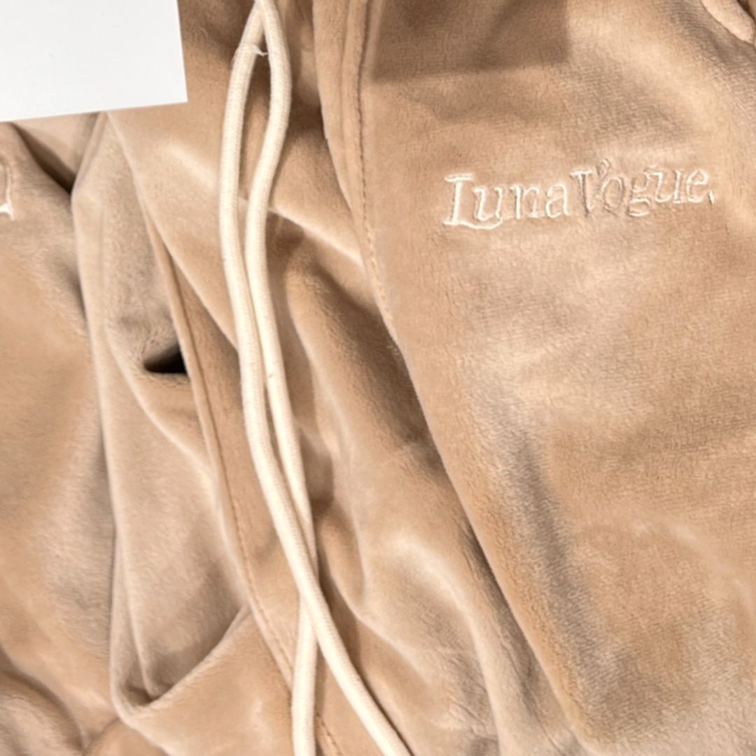 Бежевый велюровый комплект Luna Vogue
