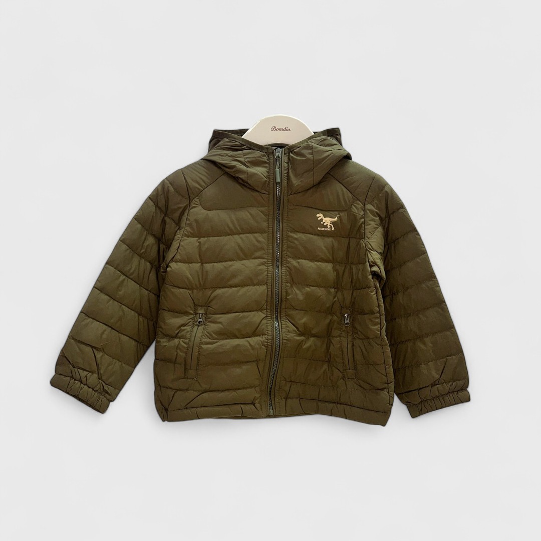 Оливковая утепленная куртка