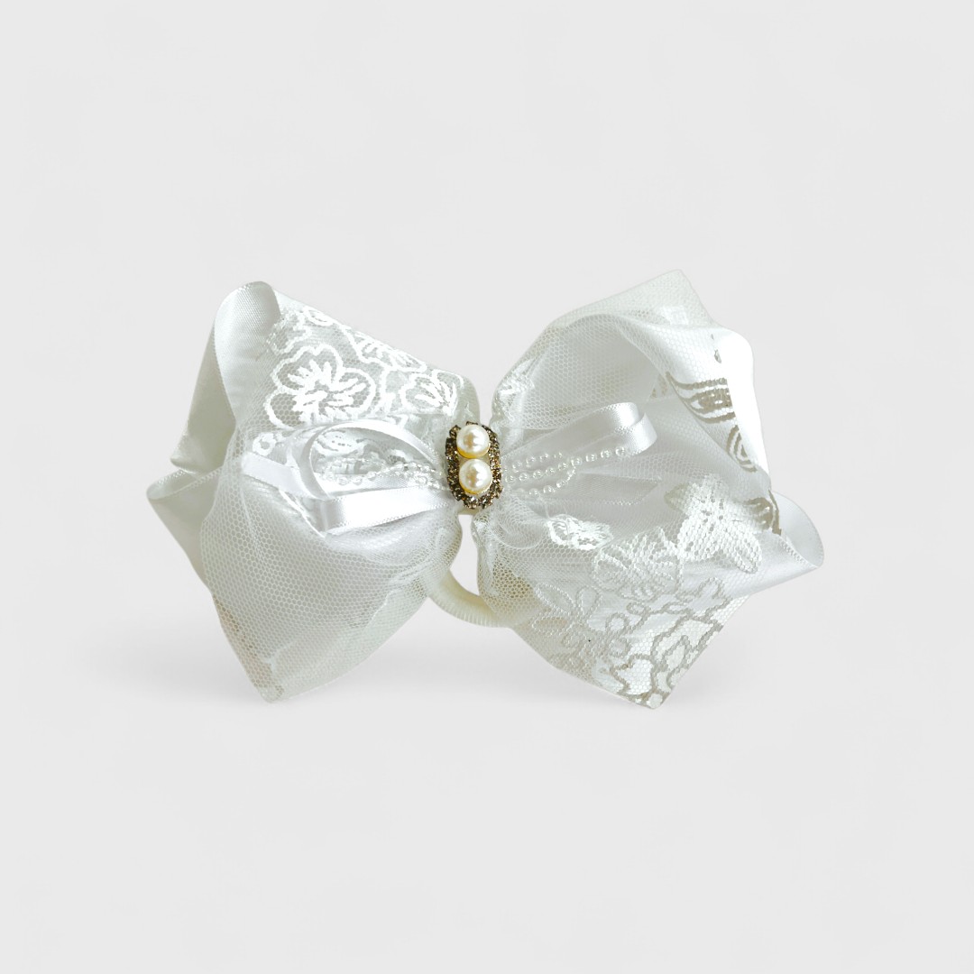 Резинка для волос "Белый бант" с кружевом