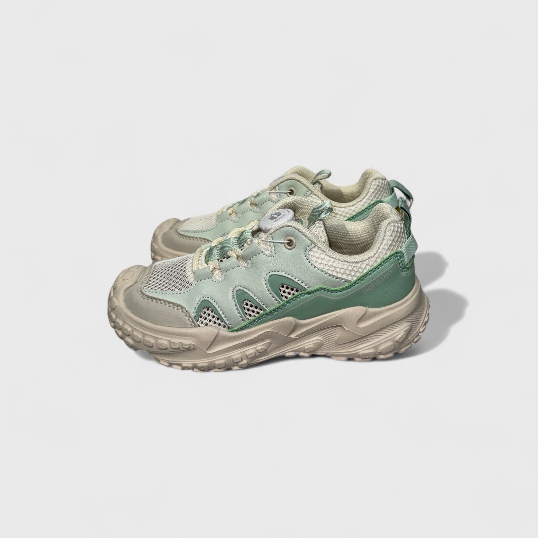 Зеленые кроссовки для детей