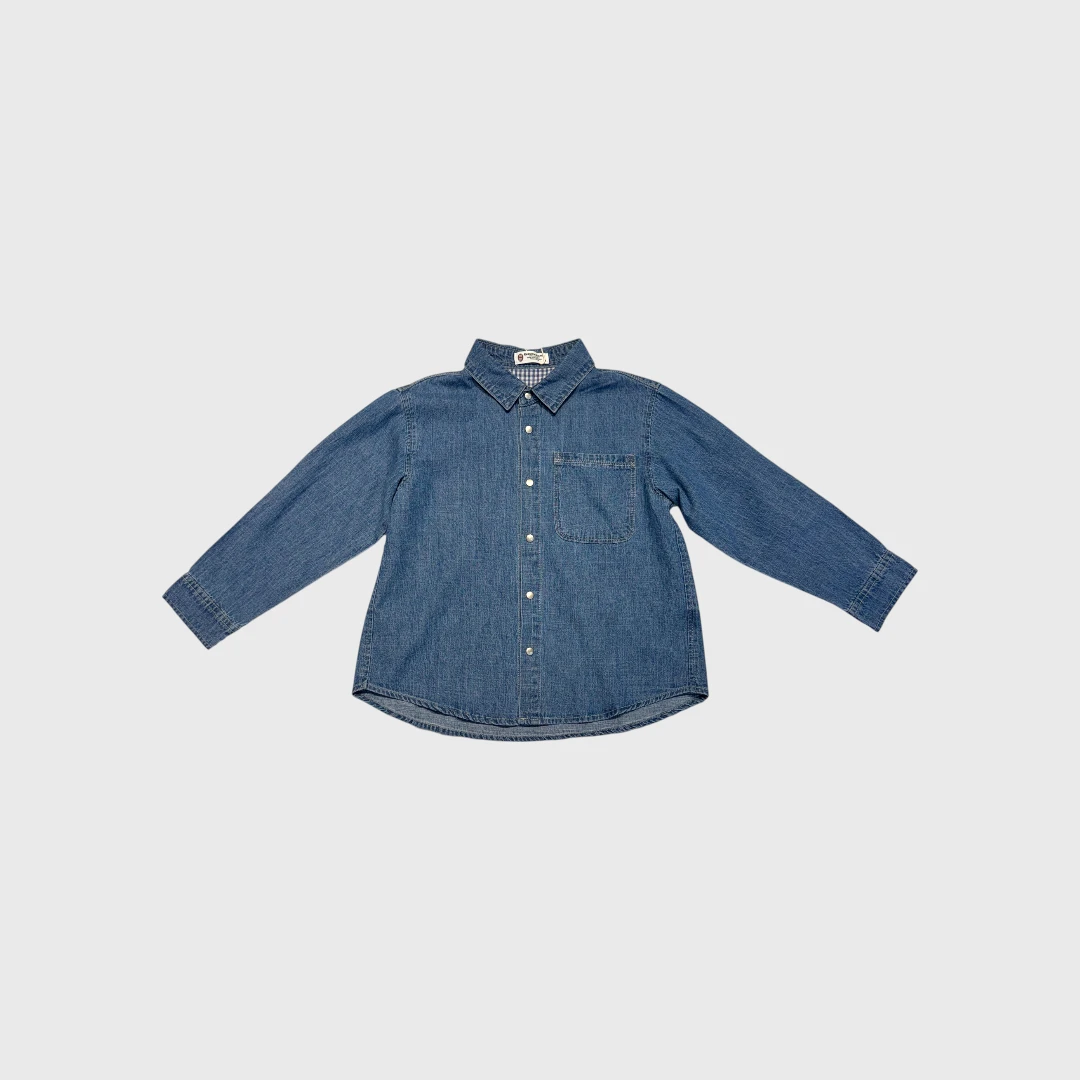 Джинсовая рубашка