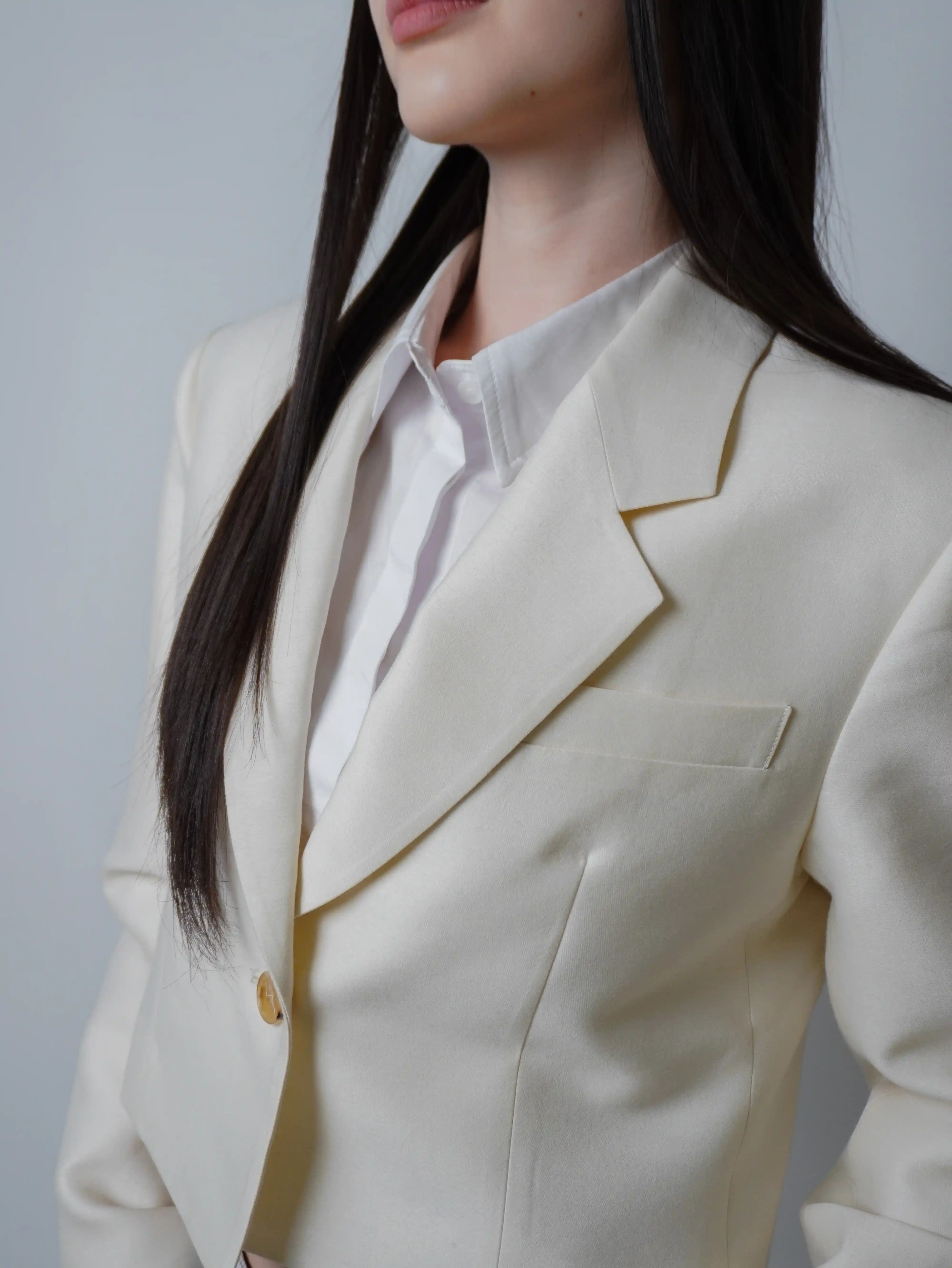 Молочный кроп пиджак