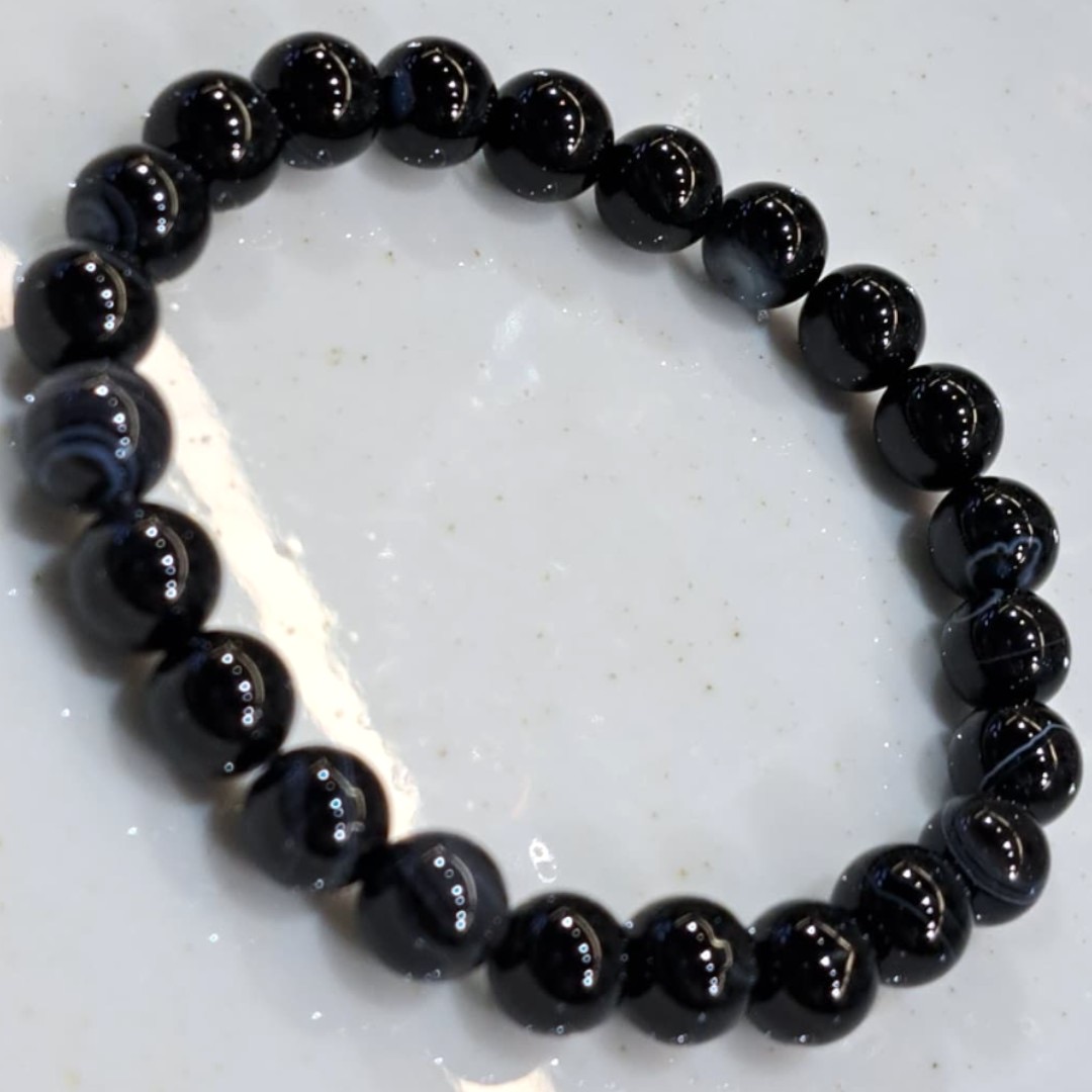 Черный браслет из агата
