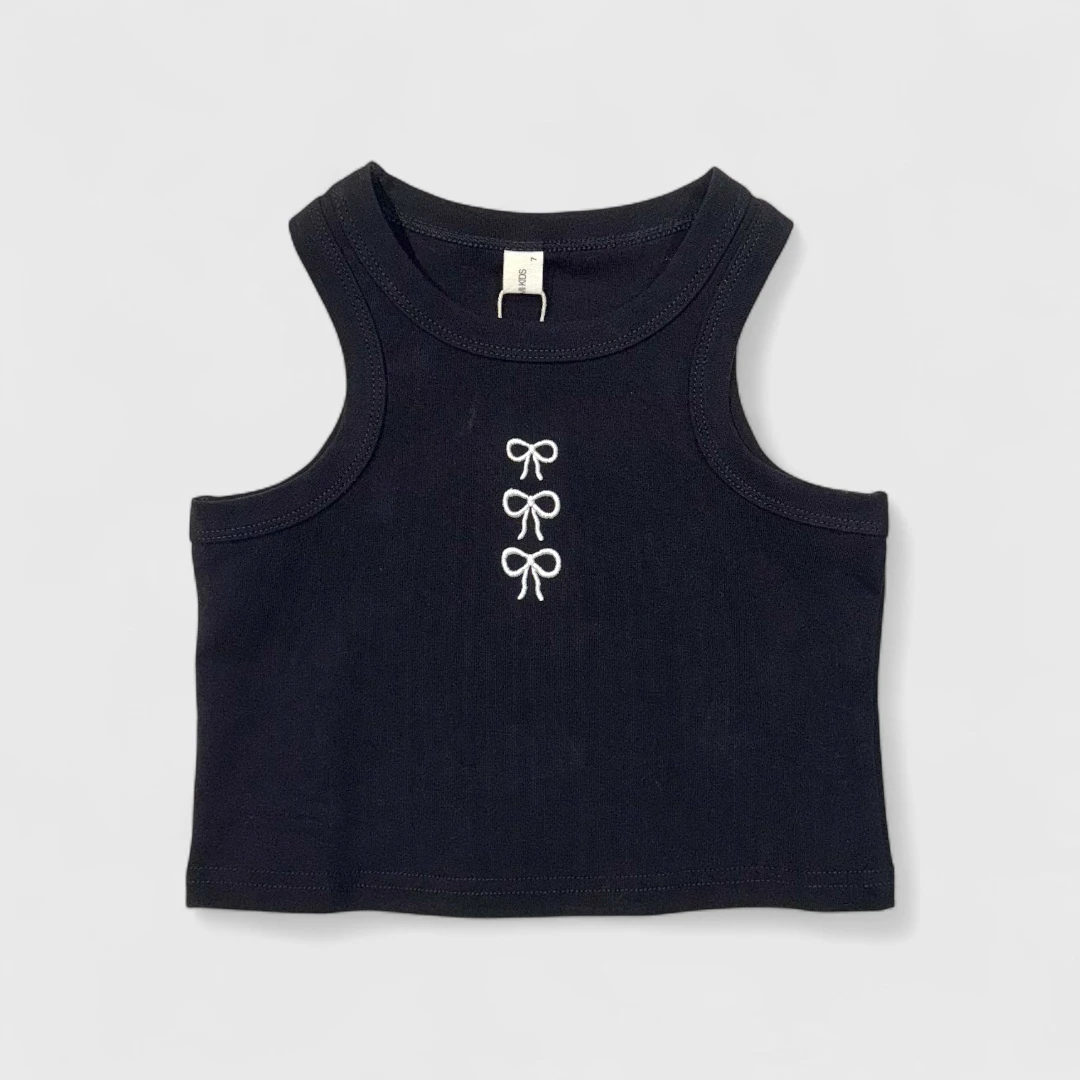 Чёрный топ с бантиками