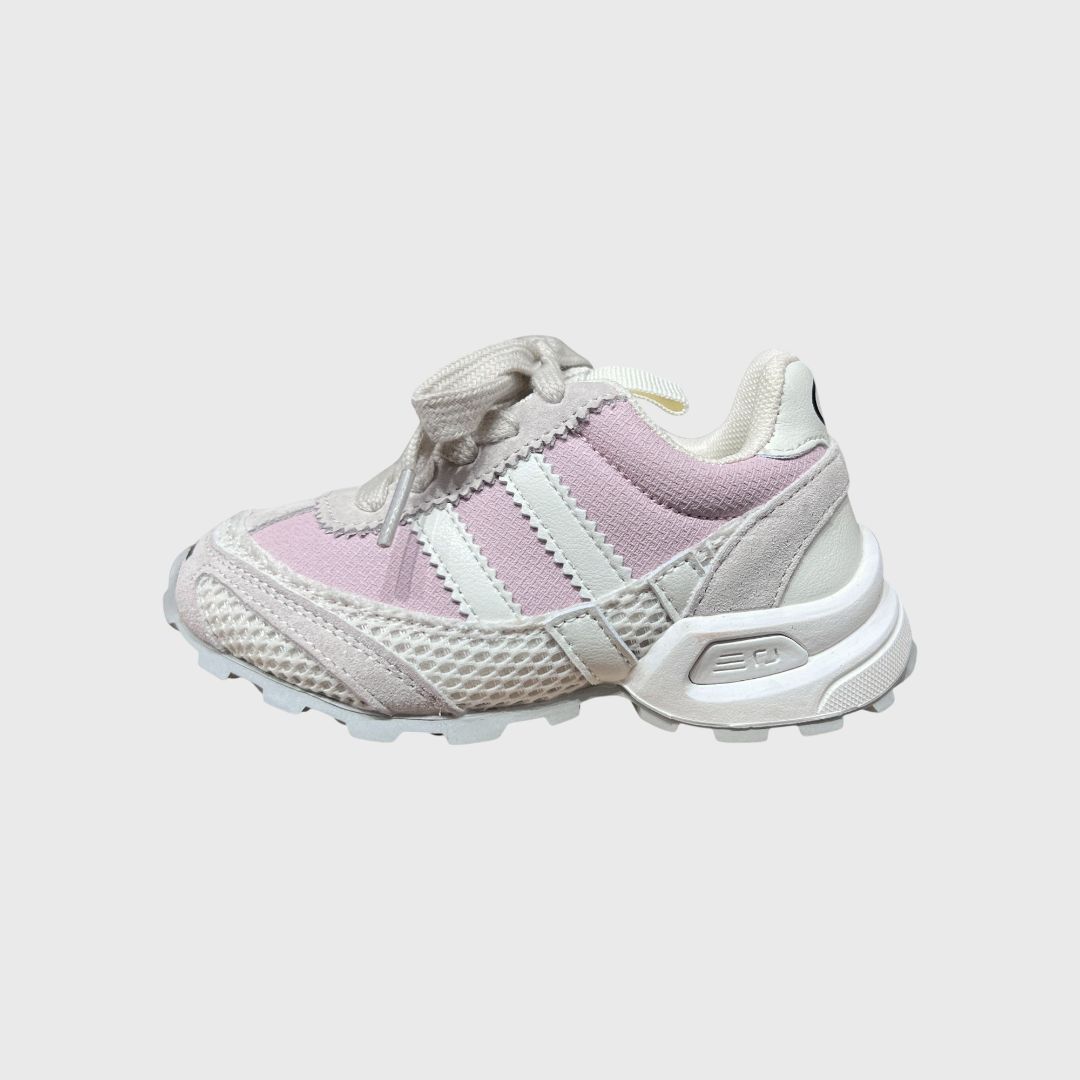 Розовые кроссовки Adidas 