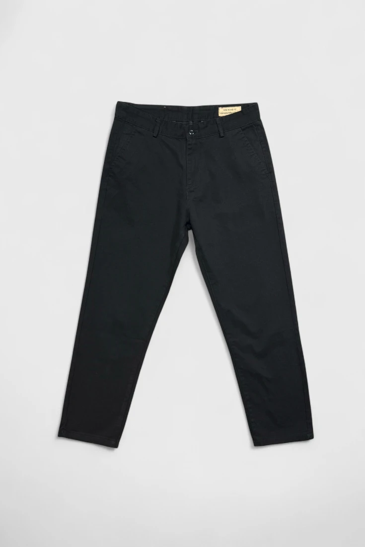 Черные брюки чиносы