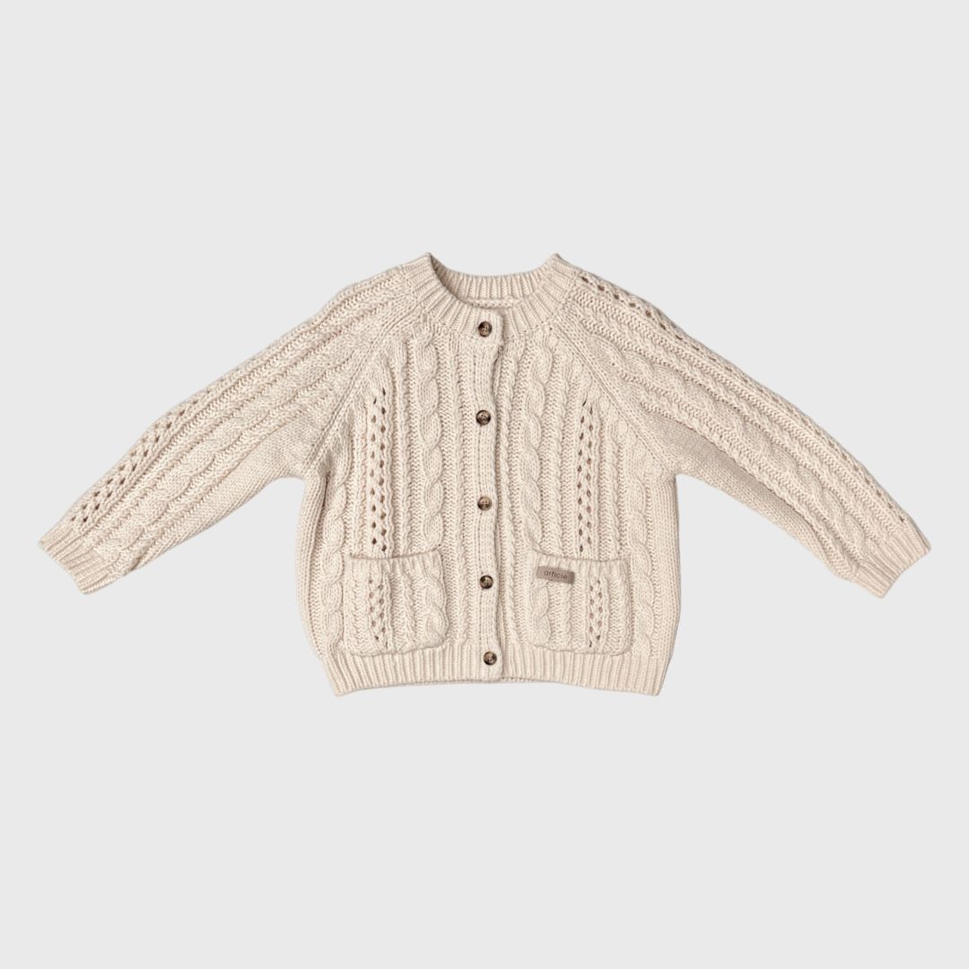 Бежевый кардиган с узором