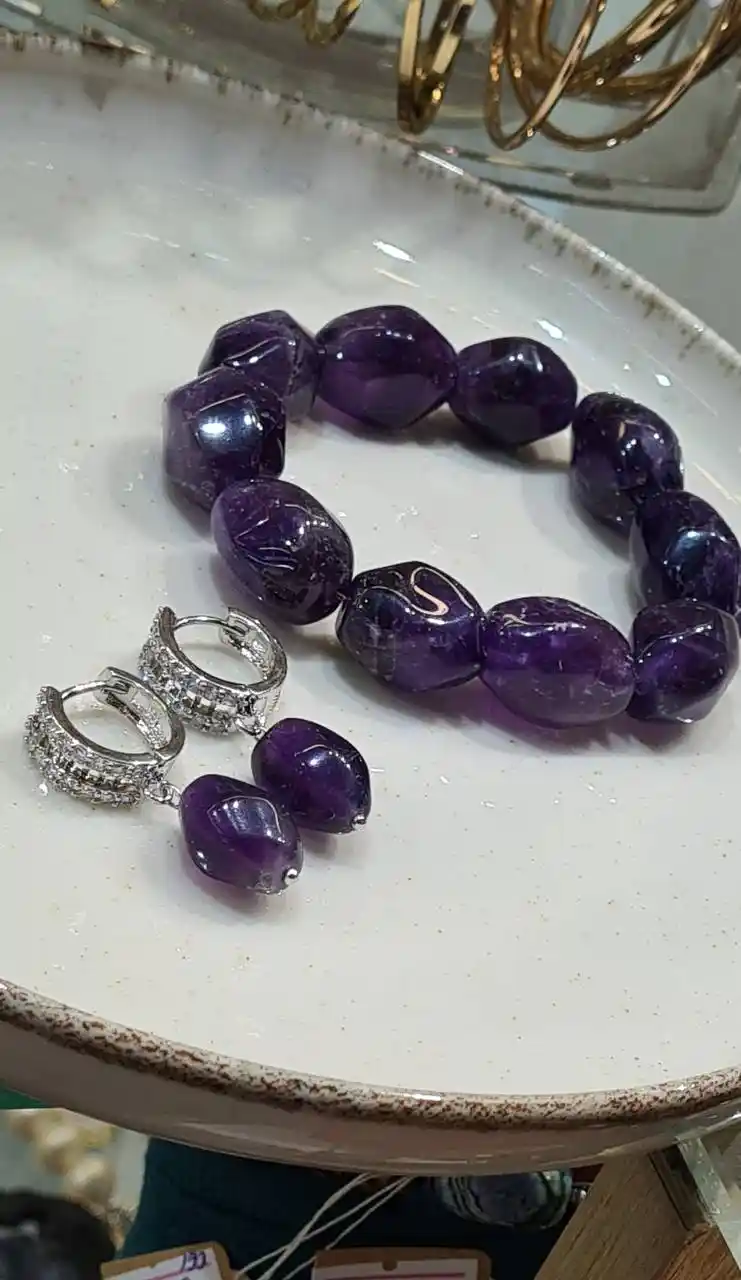 Серьги и браслет из аметиста в форме ромба