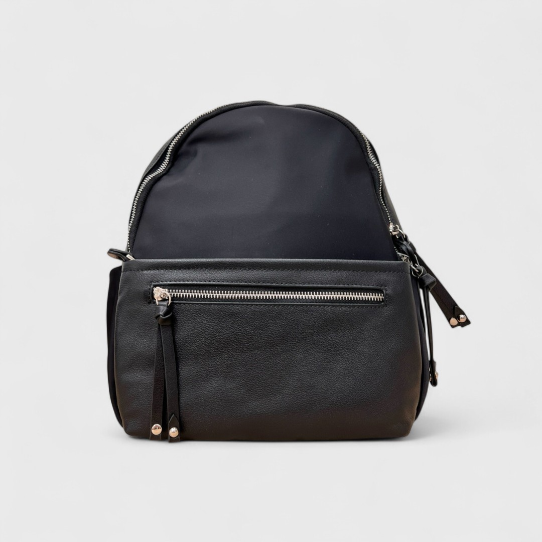 Черный рюкзак