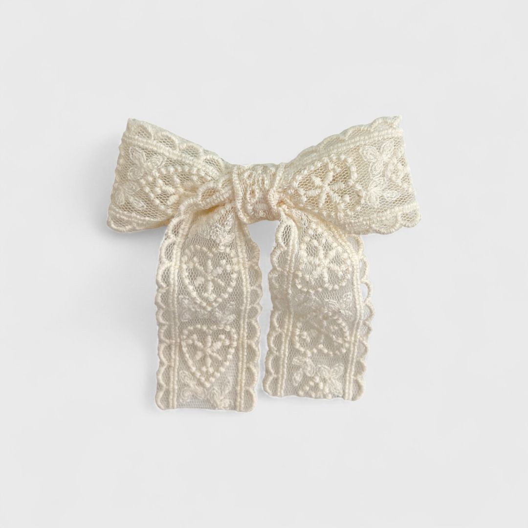 Кремовая лента заколка для волос