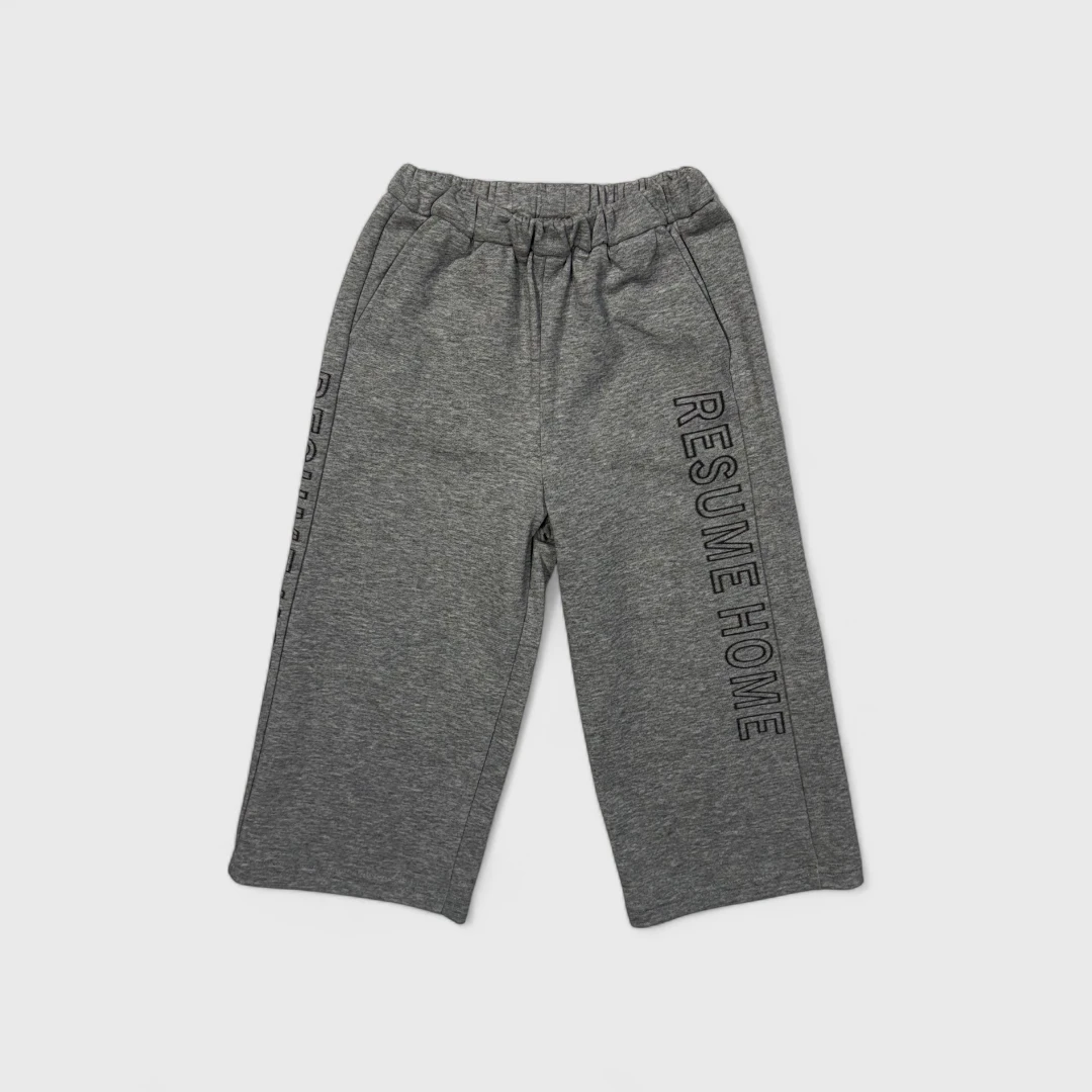 Серые спортивные шорты