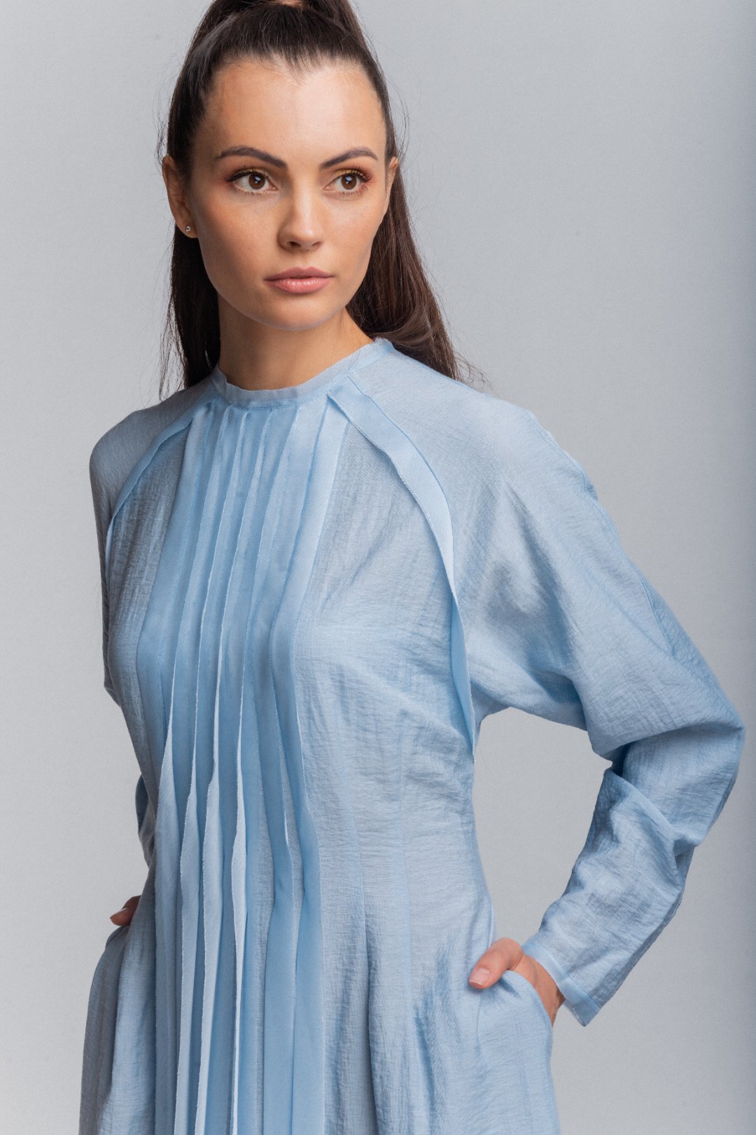 Lilia Linen Dress with Long Sleeves