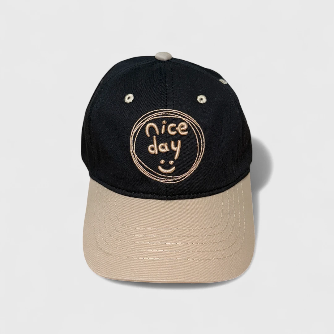 Черная бейсболка Nice Day