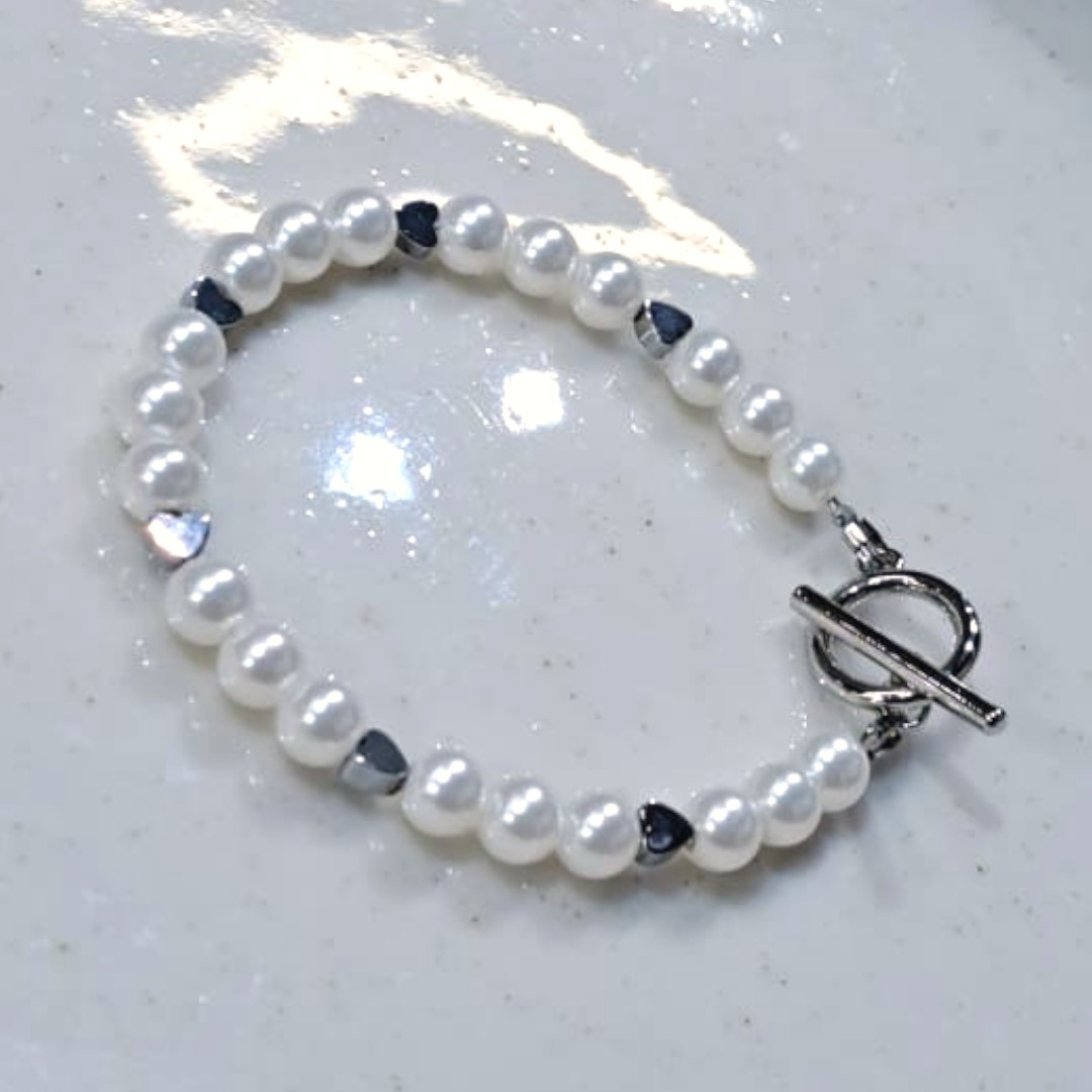 Белый браслет из натурального жемчуга Майорка