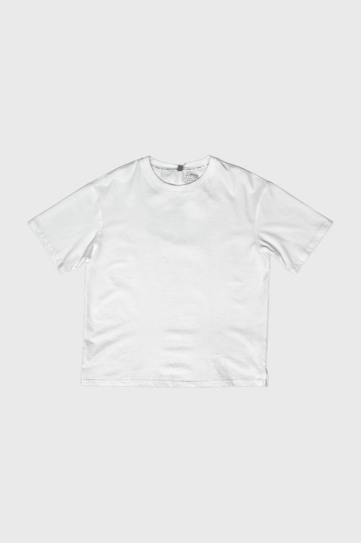 Белая футболка из хлопка