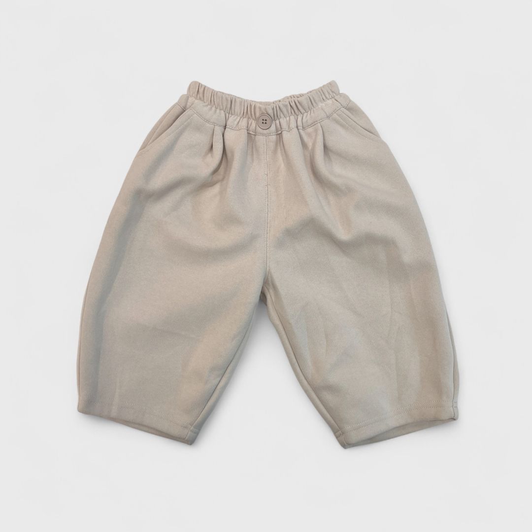 Бежевые брюки пуговица