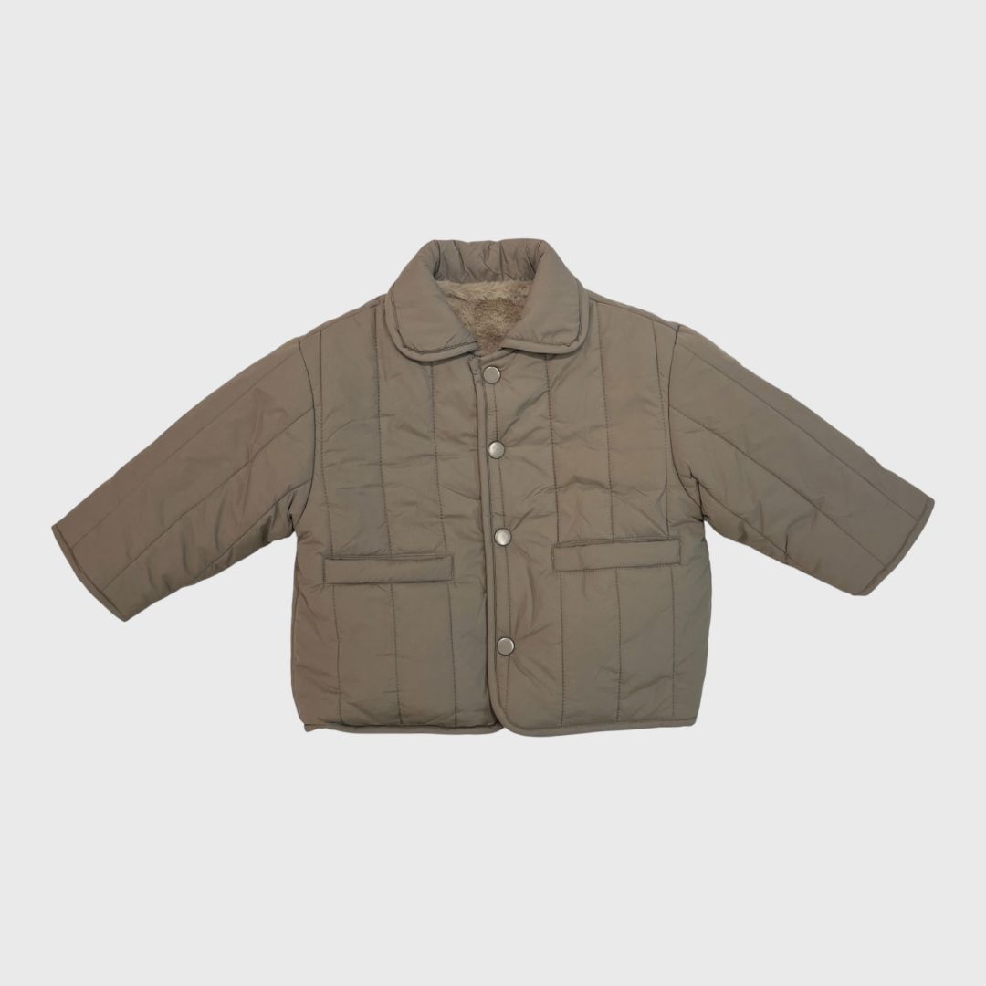 Оливковая утепленная куртка