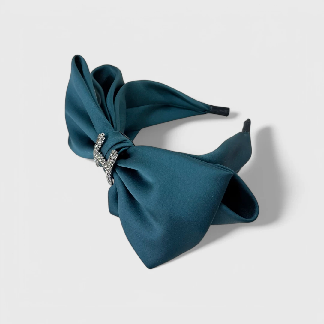 Ободок в темно-зеленом цвете с бантом