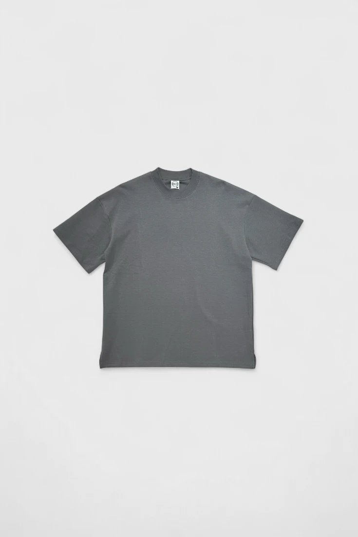 Серая футболка BGYO