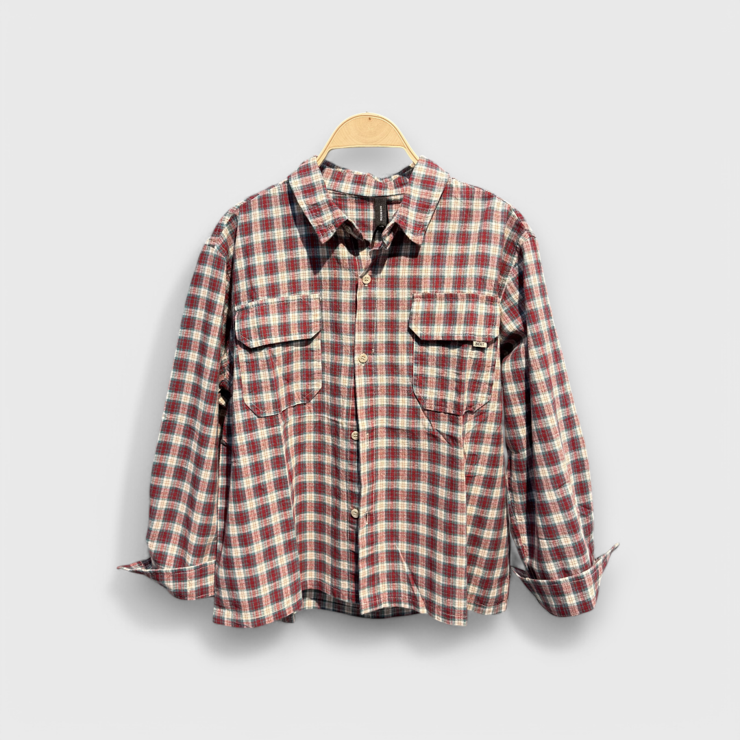 Клетчатая рубашка бордового цвета