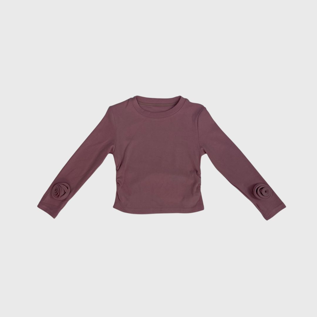 Розовая футболка с длинным рукавом