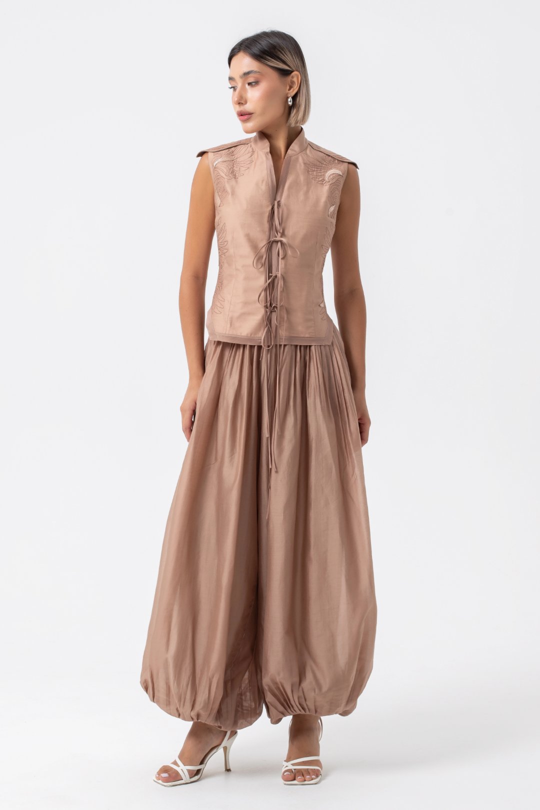 Eleonora Embroidered Vest