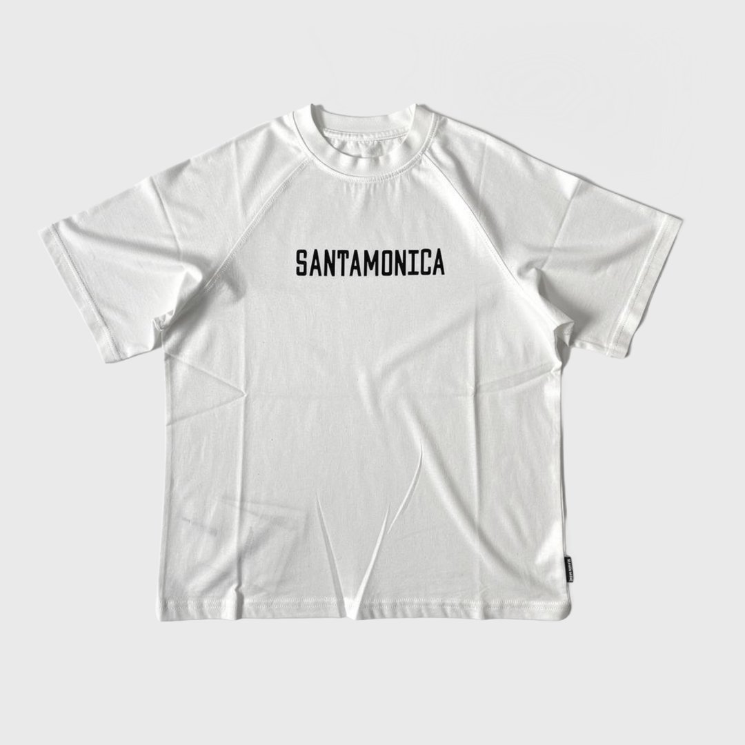 Белая футболка с принтом SANTAMONICA
