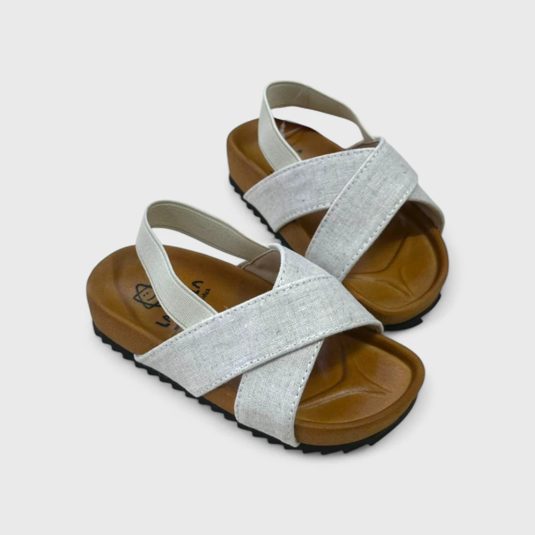 Серые сандалии