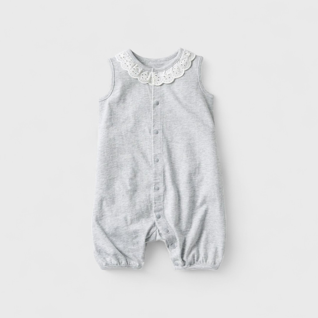 Uniqlo Серый комбинезон с кружевом