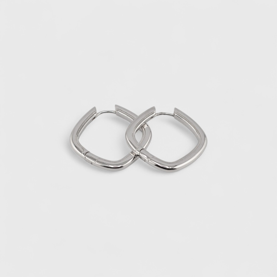 Серебряные серьги в геометрической форме