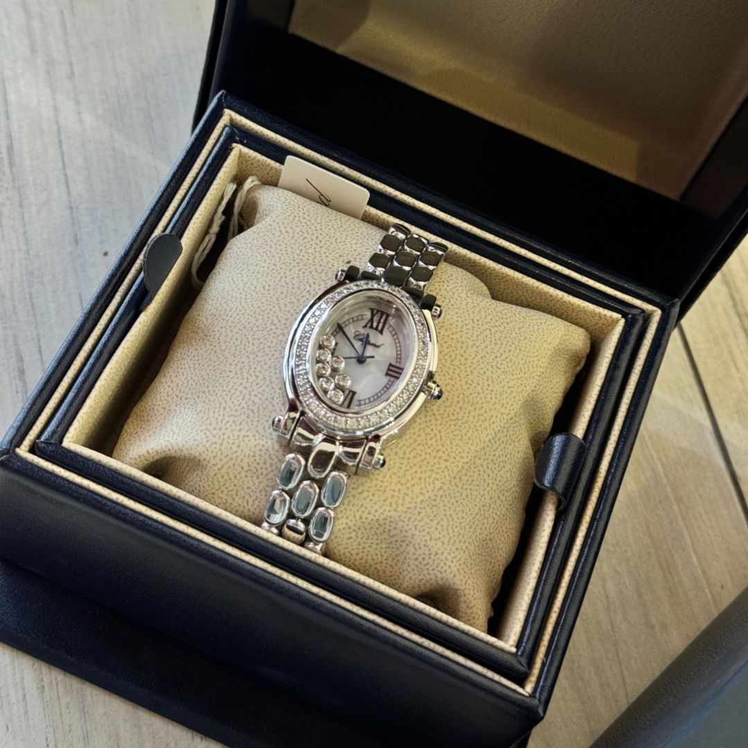 Часы с Chopard c бриллиантами