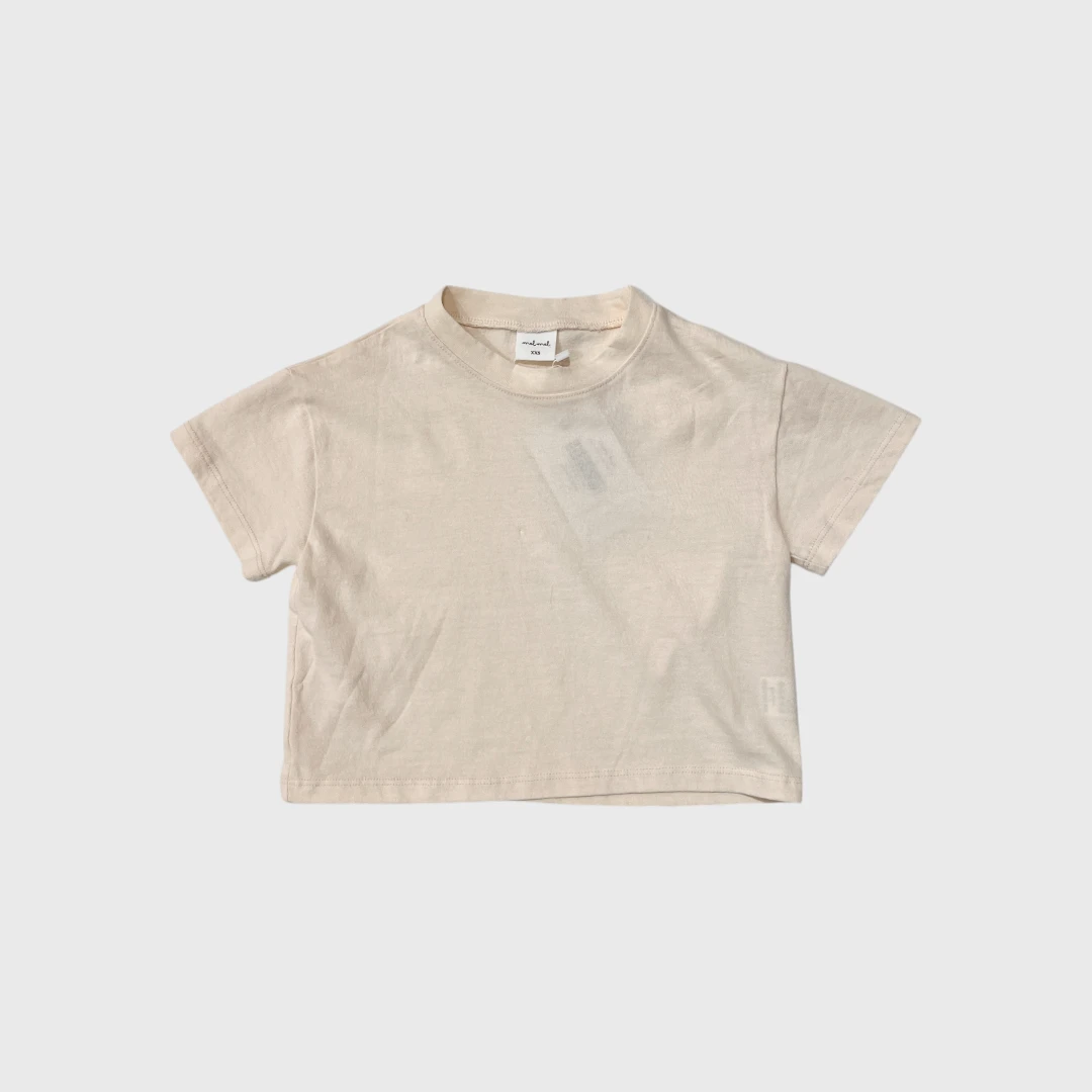 Бежевая футболка