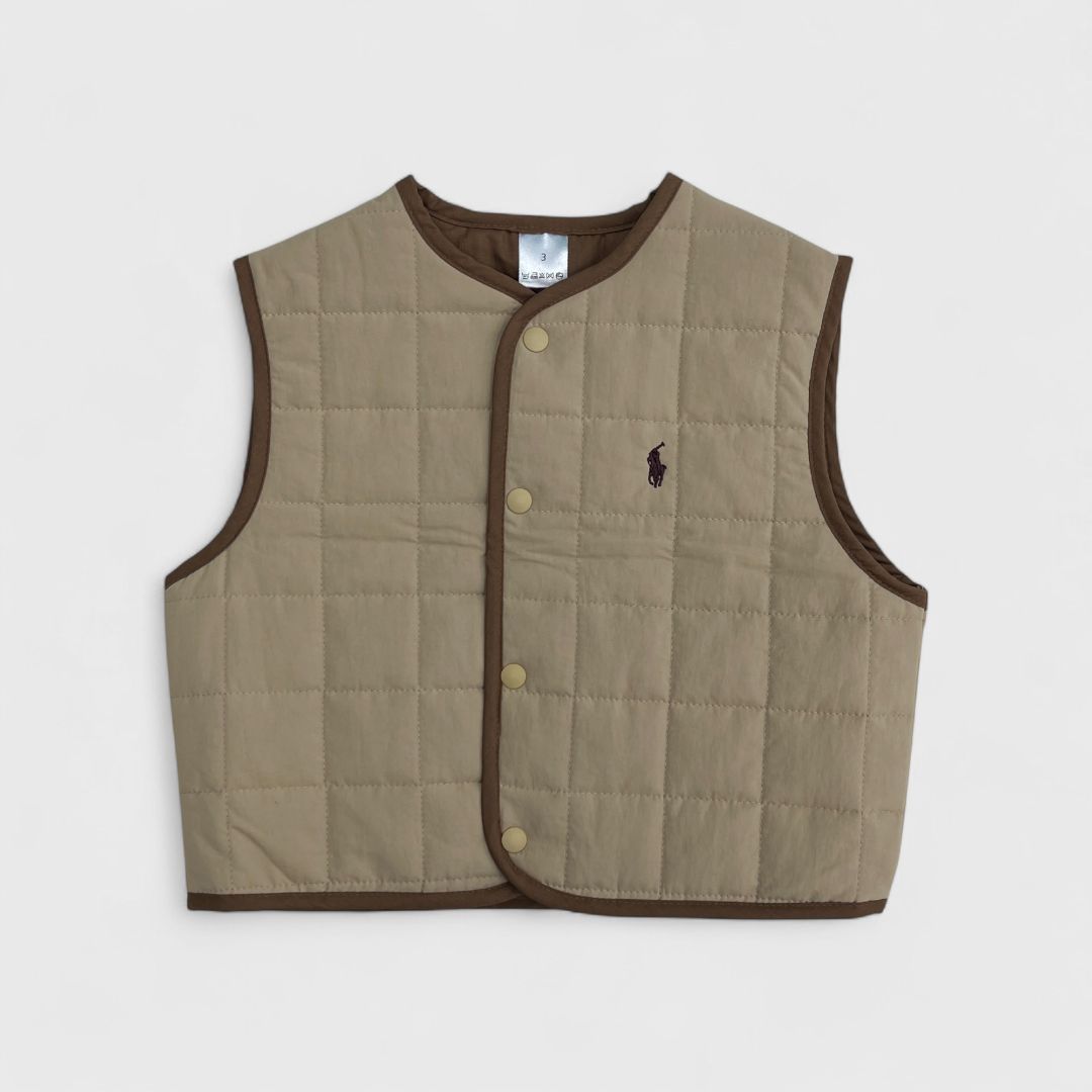 Бежевый жилет