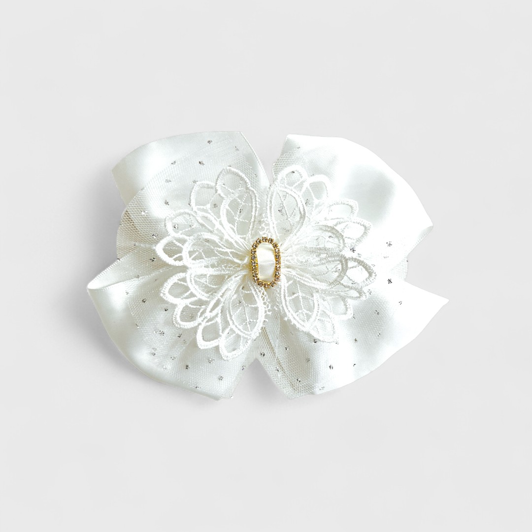 Резинка для волос "Белый цветок"