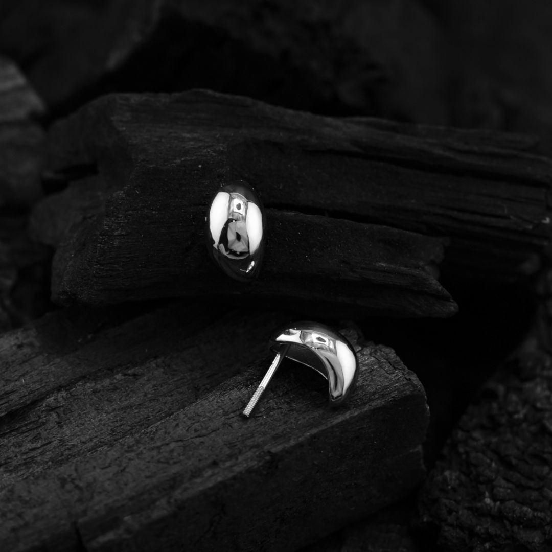 Серьги в каплевидной форме