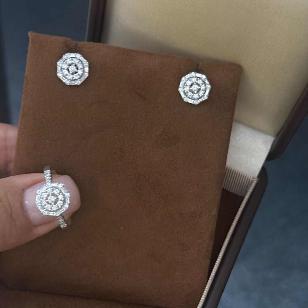 Золотое ювелирное изделие 