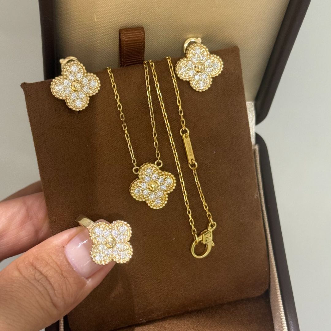 Золотое ювелирное украшение 3 в 1