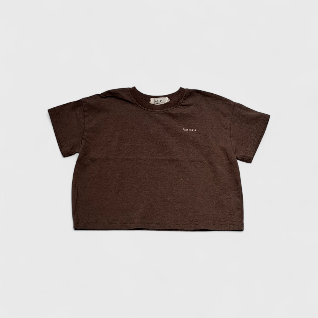 Коричневая футболка AMIGO