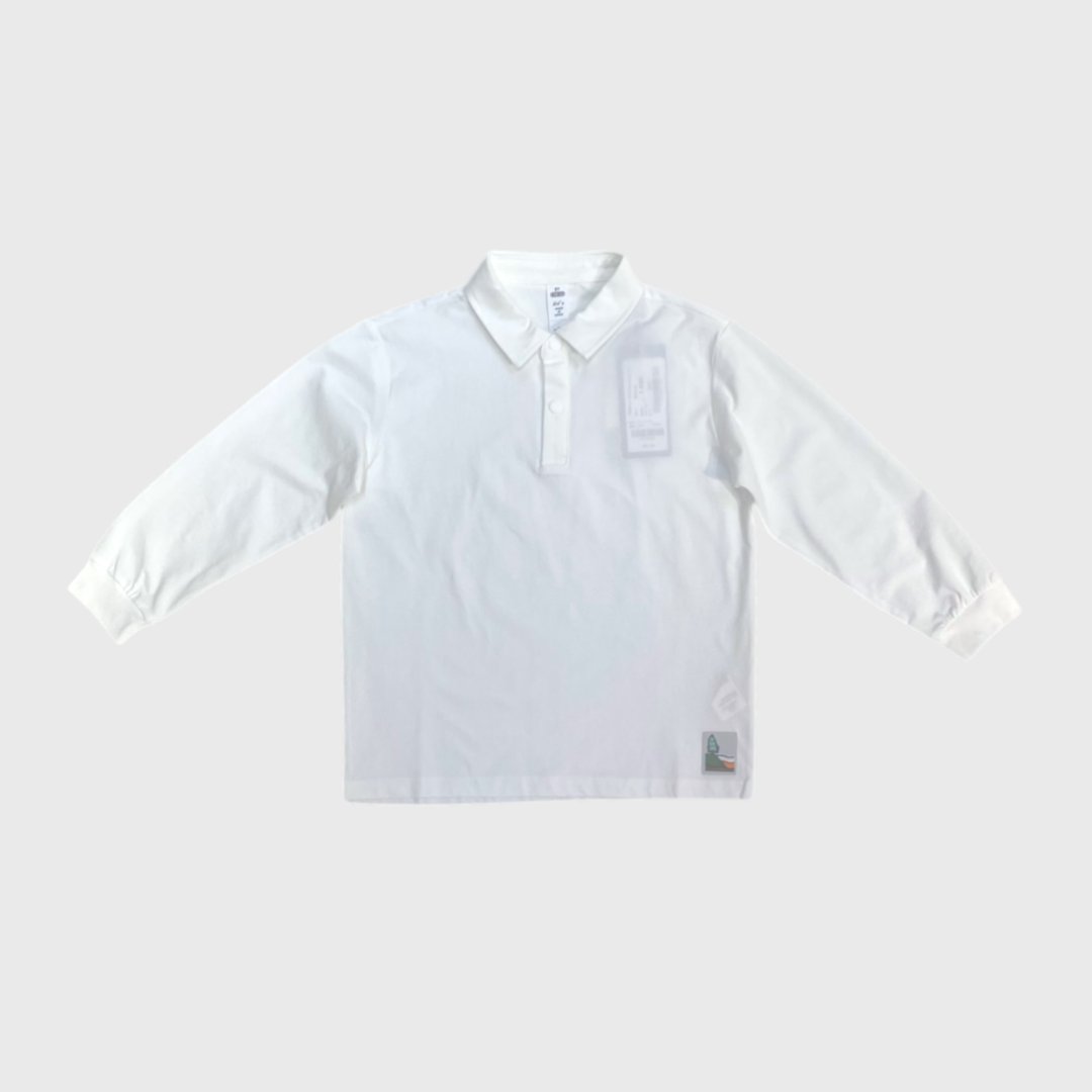 Белая рубашка с длинным рукавом