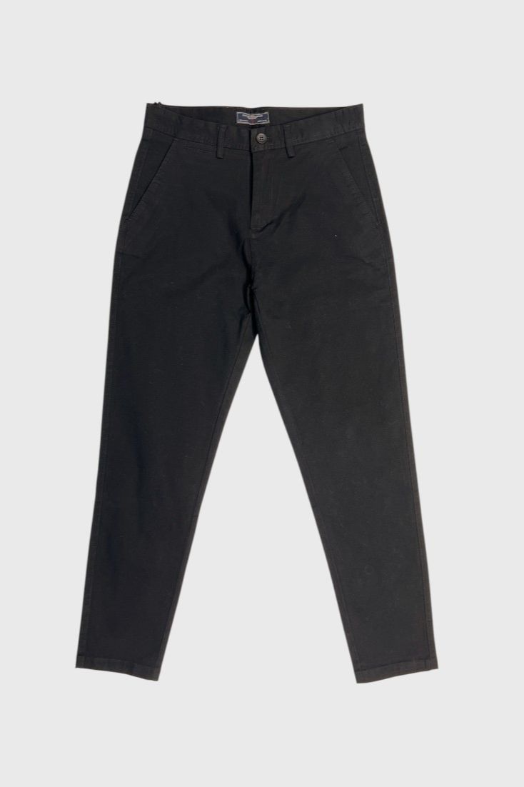 Черные брюки классические