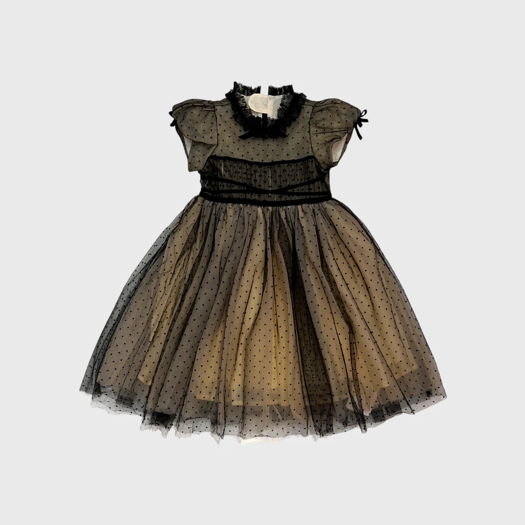 Черное платье