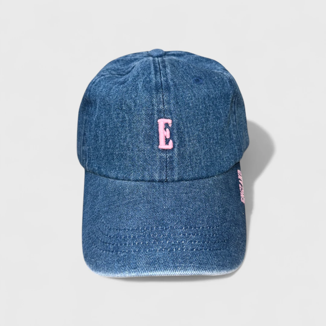 Кепки с вышивкой E