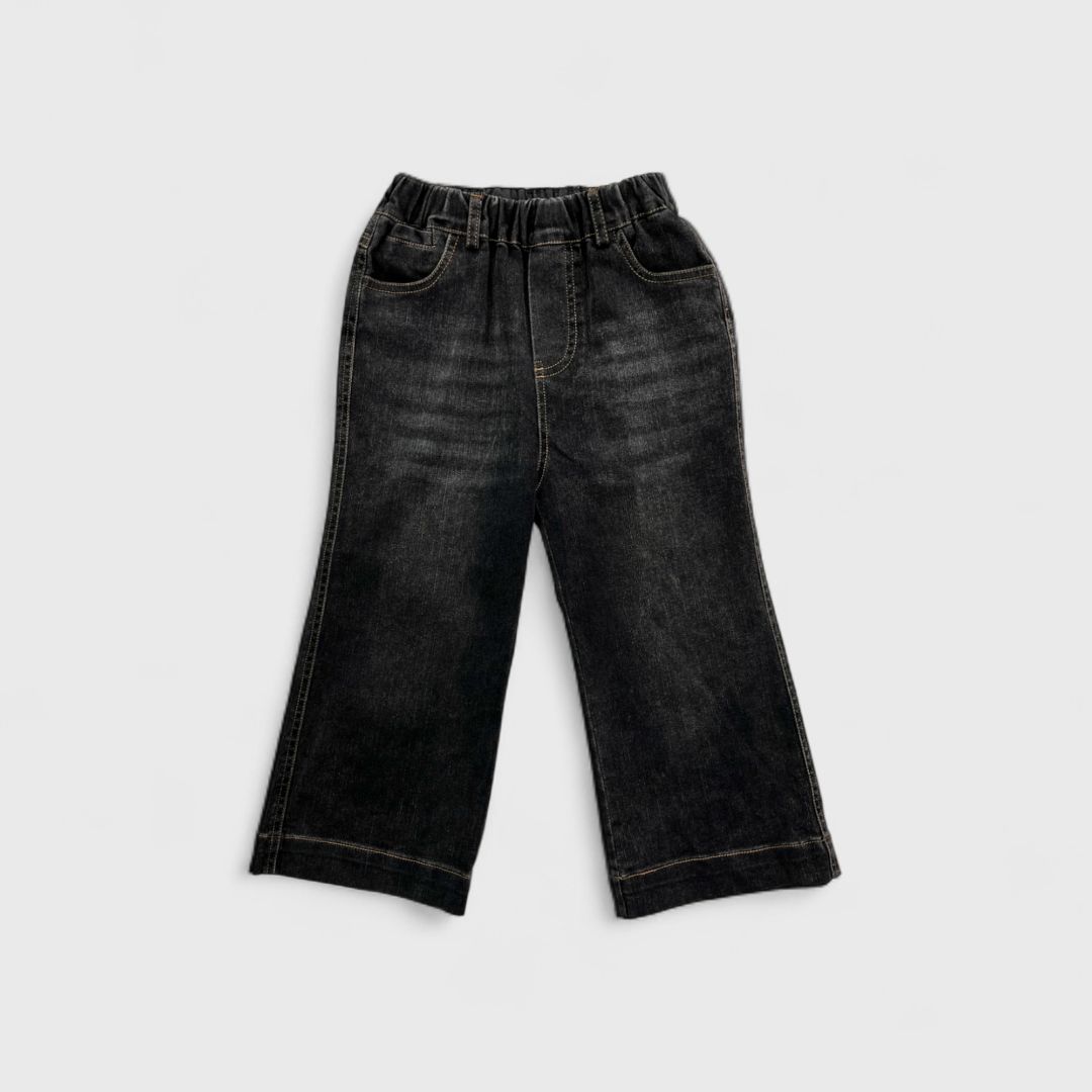 Черные джинсы