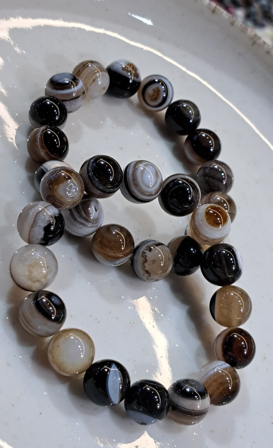 Браслет из глазкового агата