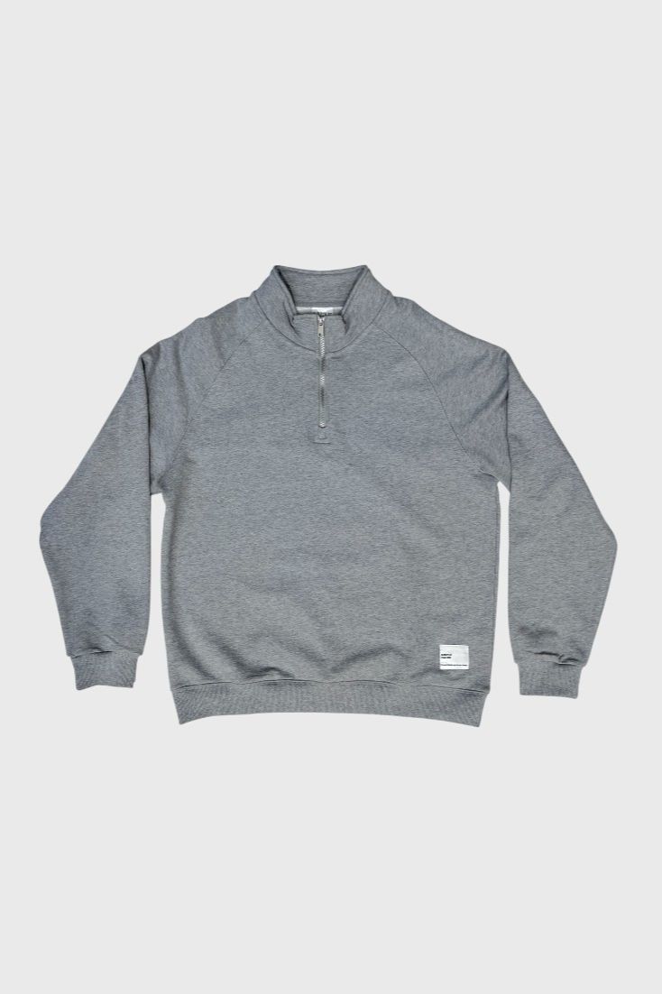 Серый свитер с молнией