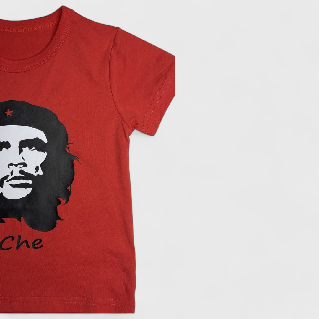 Красная футболка Che