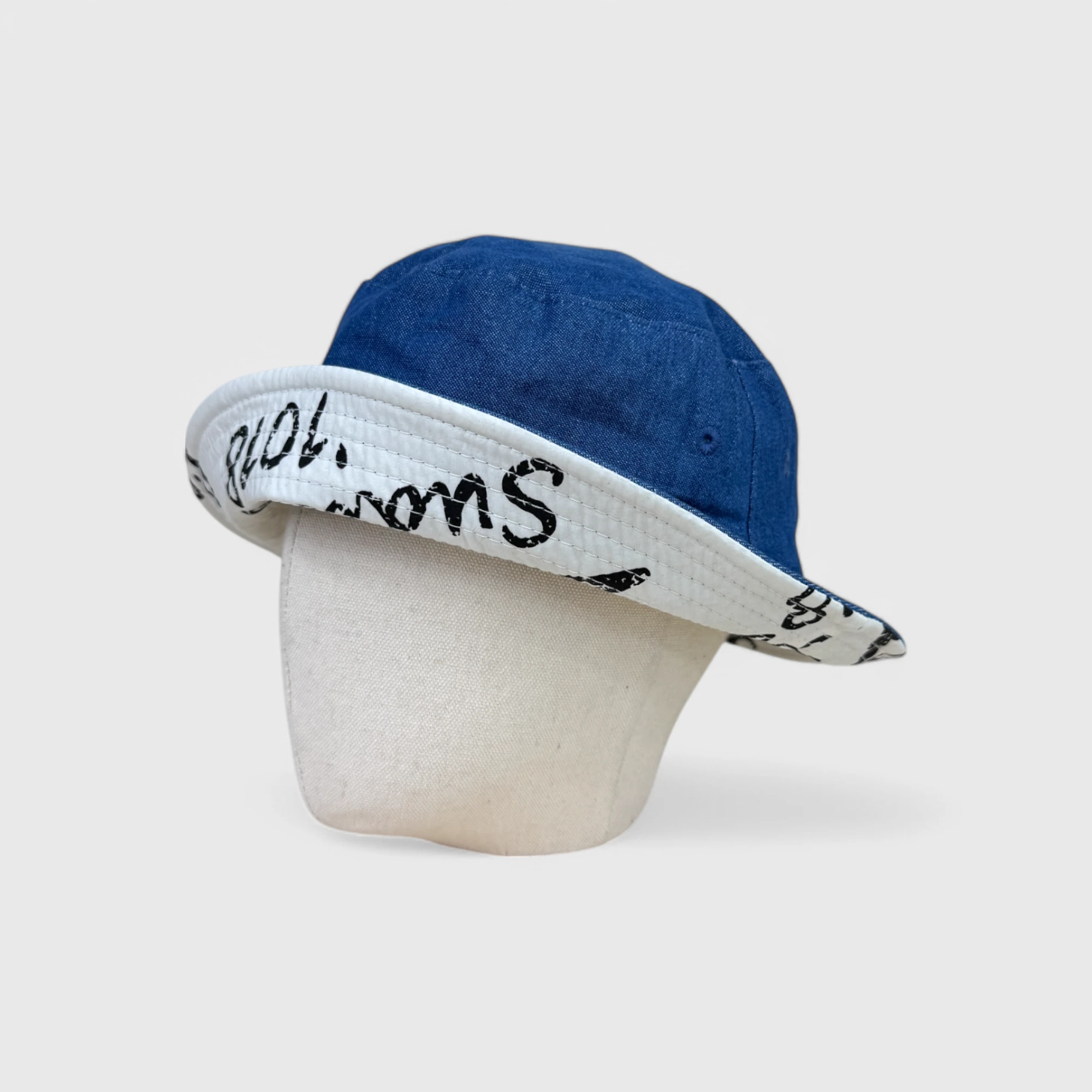 Джинсовая панама