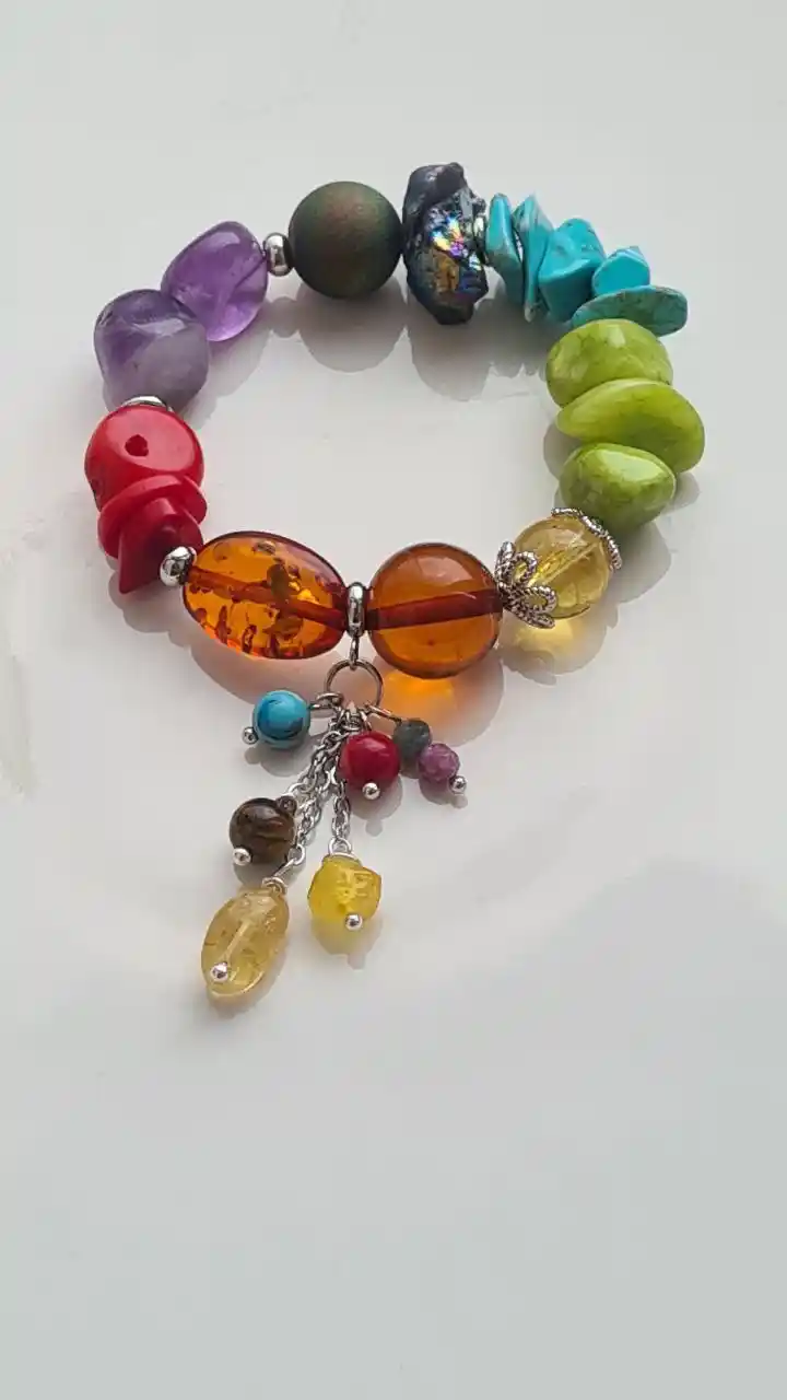 Многоцветный браслет ручной работы